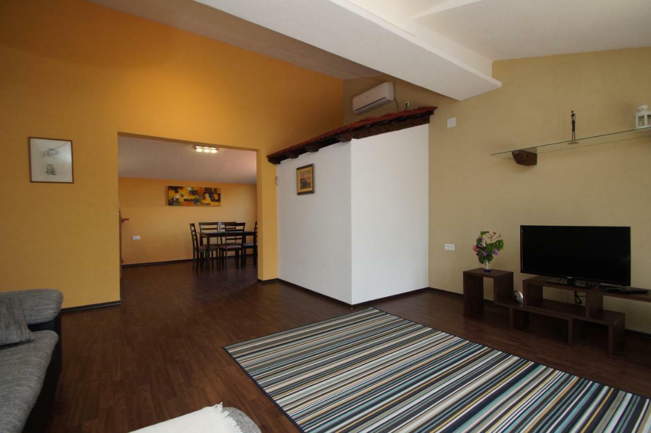 Apartment Ka3 Вела Лука Екстериор снимка