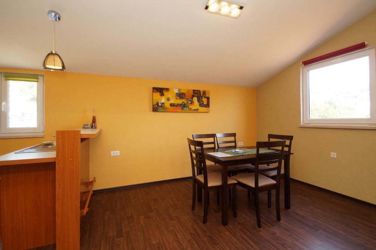 Apartment Ka3 Вела Лука Екстериор снимка