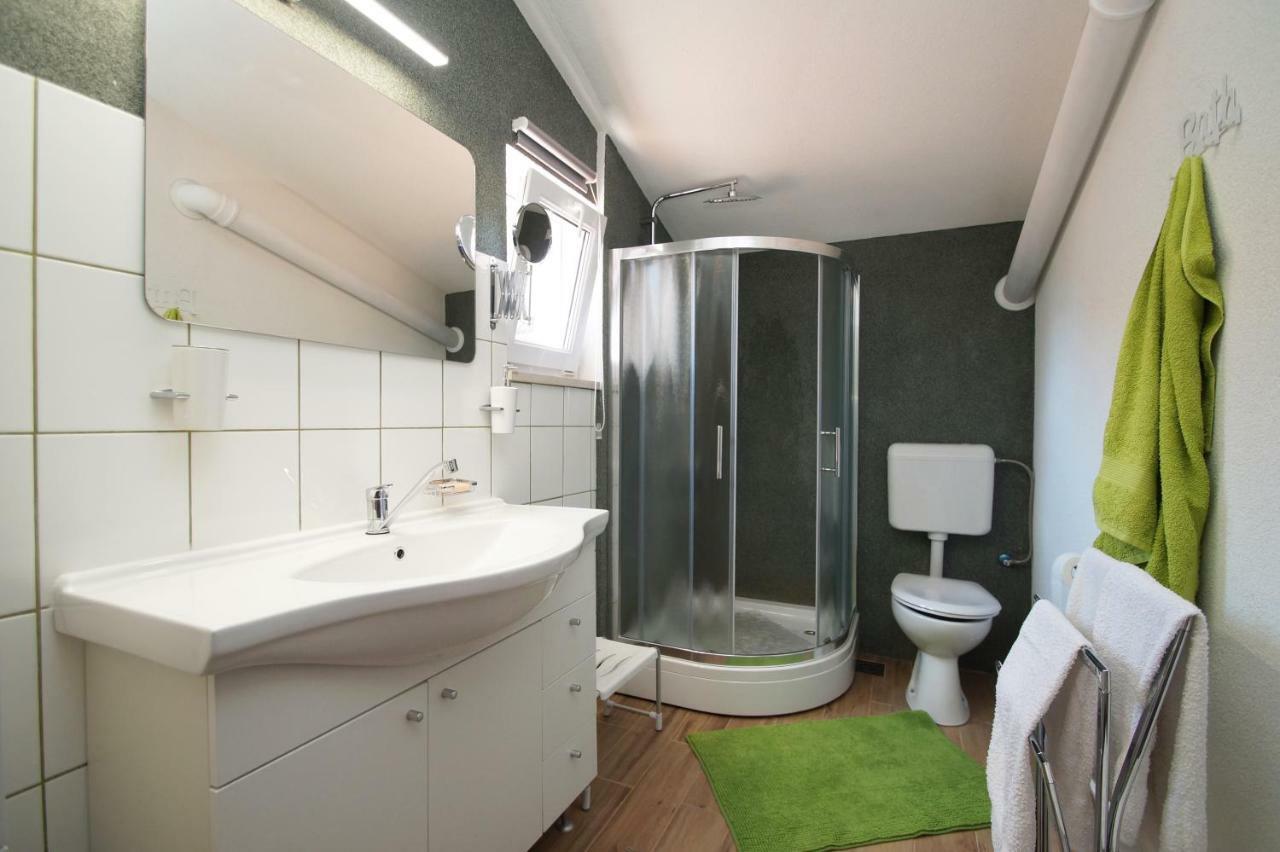 Apartment Ka3 Вела Лука Екстериор снимка